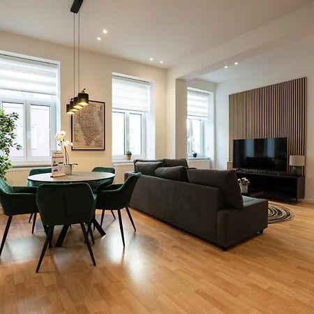 Experience Fresh Comfort In Our Brand-New Apartment In Vienna'S 17Th District Dış mekan fotoğraf