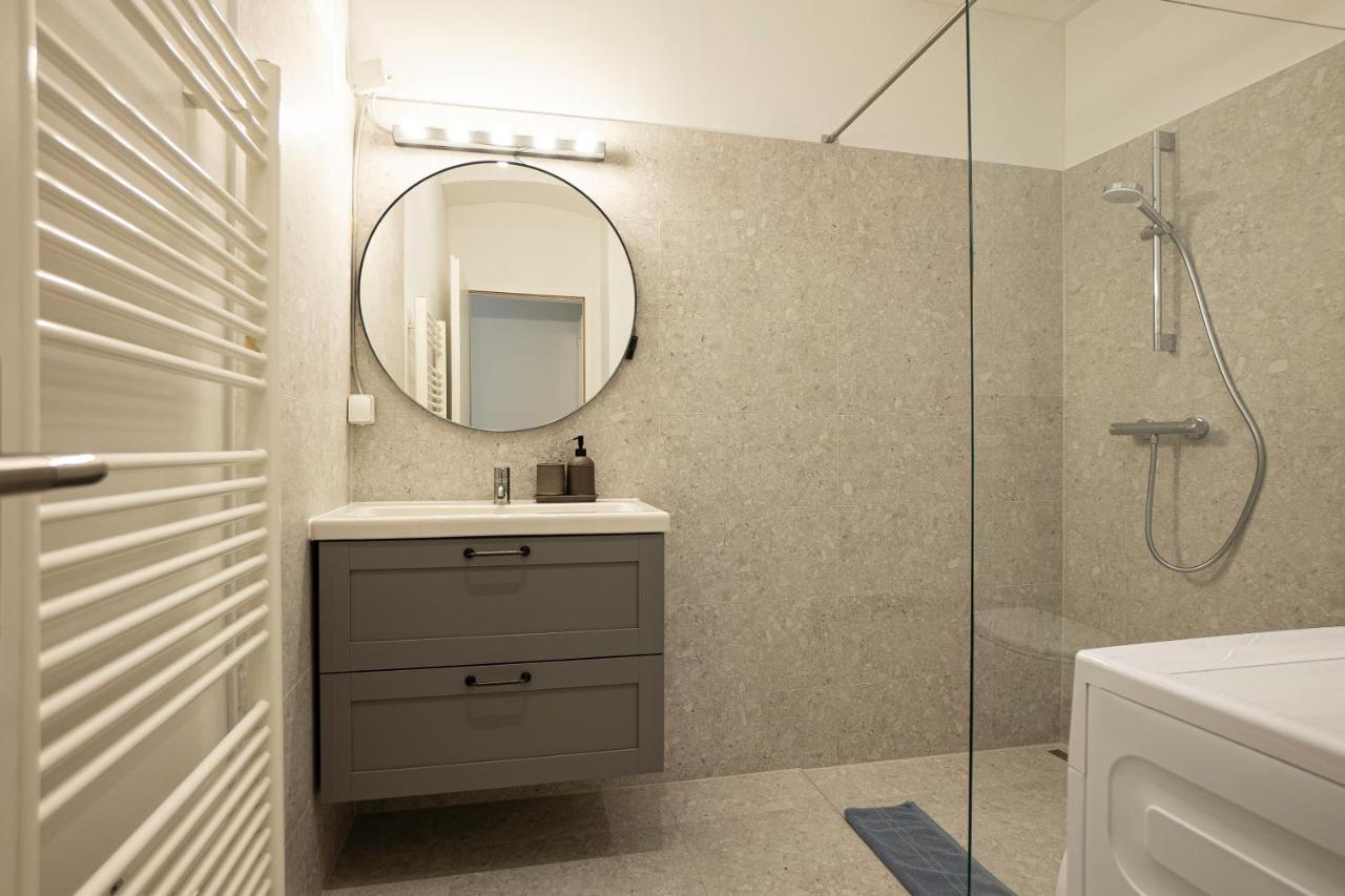 Experience Fresh Comfort In Our Brand-New Apartment In Vienna'S 17Th District Dış mekan fotoğraf