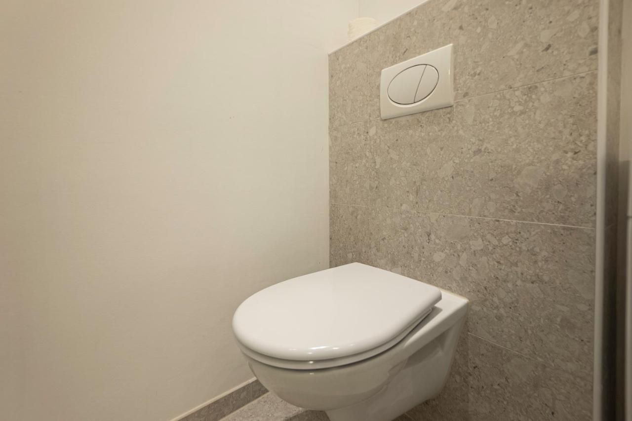 Experience Fresh Comfort In Our Brand-New Apartment In Vienna'S 17Th District Dış mekan fotoğraf